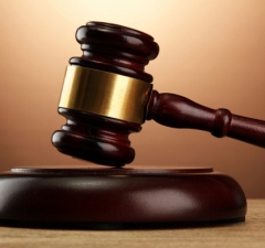 Afastado dano moral por falta de pagamento de prestação na compra de imóvel